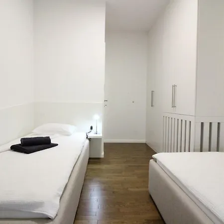 Apartman Exclusive Two Bedroom Riverside *